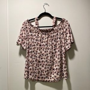 NWT 🌸 Off The Shoulder Top with Straps by Mellowday, Size Medium